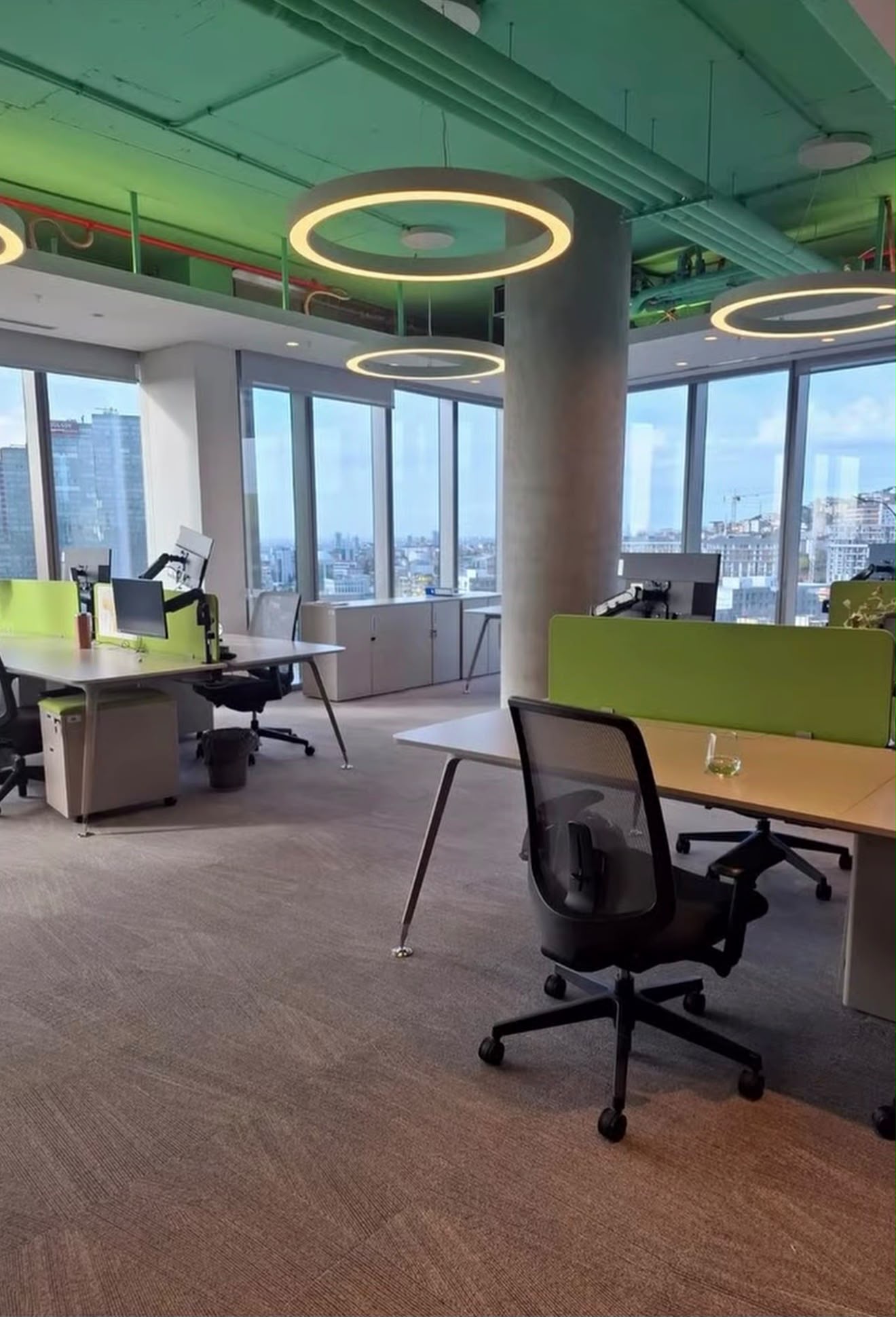 Paylaşılan arşivden ofis alanı
